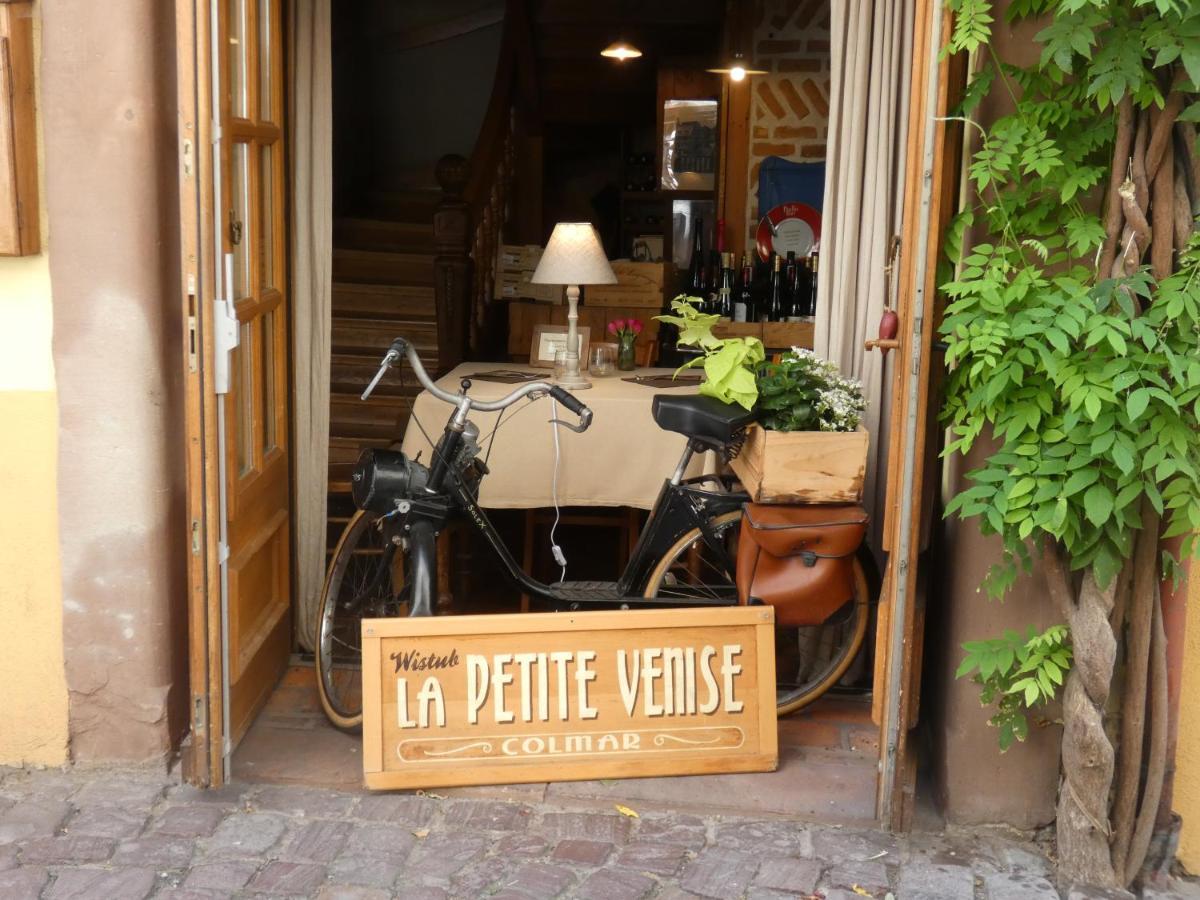 Gite Les Combles Du Bonheur Colmar Exterior photo